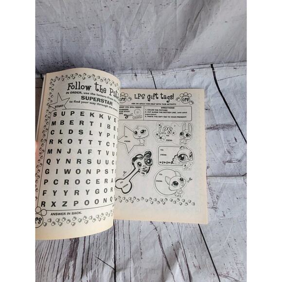 Littlest pet shop Coloring And Activity Book 2011 Unused - Picture 3 of 7